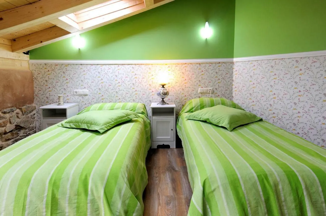 לינה וארוחת בוקר דורנגו Eguzki B&B ספרד